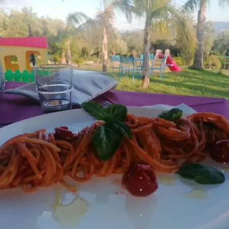 Molinari Restaurant E Baby Park Bed & Breakfast