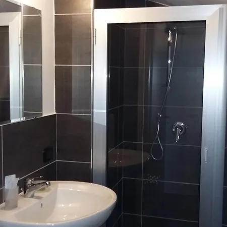 Couette-café Molinari Restaurant E Baby Park 3*