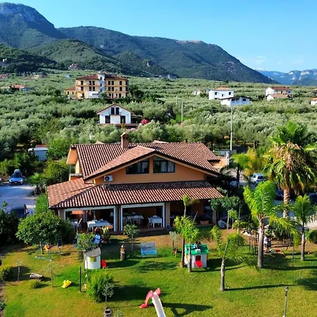 Bed & Breakfast Molinari E Baby Park 3*